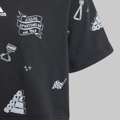Playera adidas Brand Love Joven